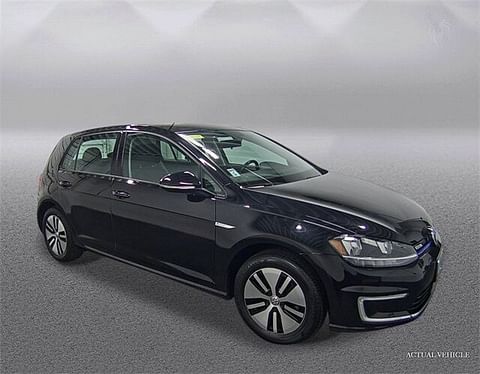 1 image of 2017 Volkswagen e-Golf SE